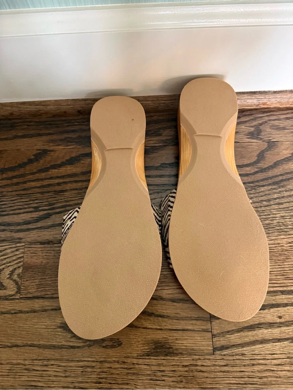 Anthropologie Melrose Chevron Slide Sandals in Tan and Black